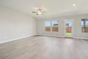 830 Wisteria Ln, Lavon, TX 75166 - Photo 8