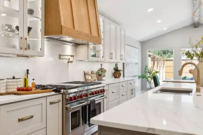 4375 Shady Bend Drive, Dallas, TX 75244 - Photo 12