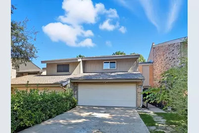 2955 Country Place Circle, Carrollton, TX 75006 - Photo 2