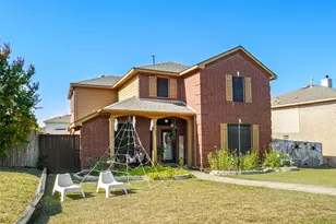 2415 Decoy Dr, Mesquite, TX 75181 - Photo 2