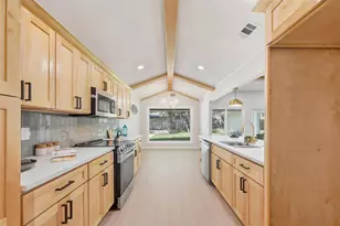 2709 Quail Ridge Dr, Carrollton, TX 75006 - Photo 6