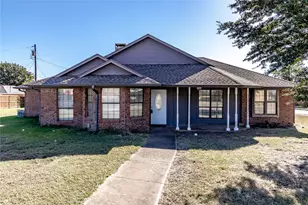 308 Bear Creek Dr, Ferris, TX 75125 - Photo 1
