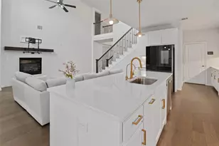 624 Cedarwood St, Little Elm, TX 76227 - Photo 10