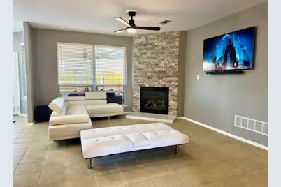 7067 Alcala, Grand Prairie, TX 75054 - Photo 10