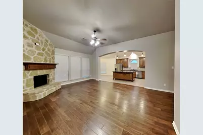 219 Hartley Lane, Red Oak, TX 75154 - Photo 2