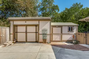 3918 Amy Ave, Garland, TX 75043 - Photo 40