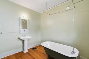 2044 W Oak St, Denton, TX 76201 - Photo 20