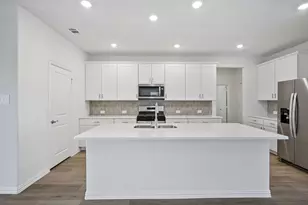 816 Edgehurst Dr, Princeton, TX 75071 - Photo 4