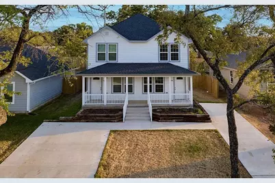 404 E Elm Street, Denison, TX 75021 - Photo 1
