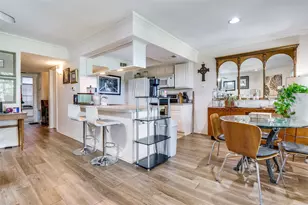 2505 Wedglea Dr, Dallas, TX 75211 - Photo 2