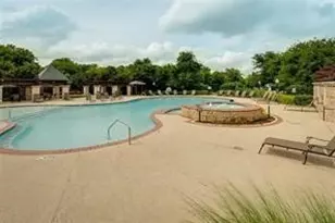 2783 Bridgewater Dr, Grand Prairie, TX 75054 - Photo 38