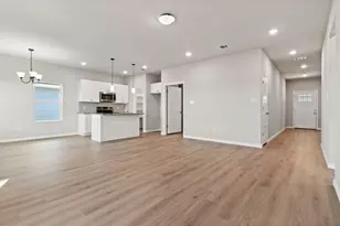 212 Lead Creek Dr, Fort Worth, TX 76131 - Photo 10