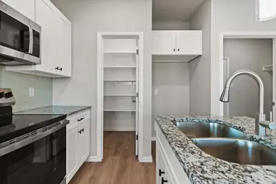 212 Lead Creek Drive, Fort Worth, TX 76131 - Photo 14