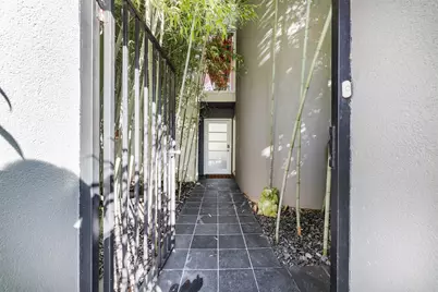 10406 Crestover Drive, Dallas, TX 75229 - Photo 6