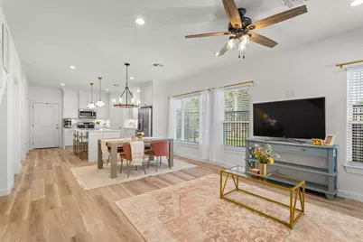 2700 S 2nd #A, Waco, TX 76706 - Photo 8
