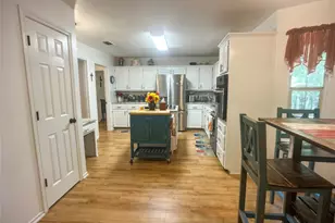 181 Cedar Elm Dr, Whitney, TX 76692 - Photo 10