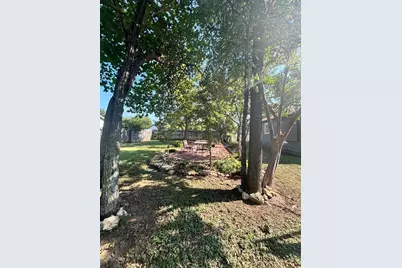 3801 E Berry Street, Fort Worth, TX 76105 - Photo 2