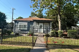 3801 E Berry St, Fort Worth, TX 76105 - Photo 1