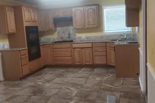 4609 Pioneer Rd, Balch Springs, TX 75180 - Photo 6