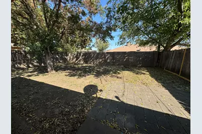 4504 Spinnaker Court, Fort Worth, TX 76135 - Photo 16