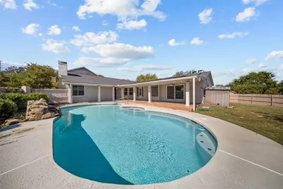 3617 18th Street, Plano, TX 75074 - Photo 2