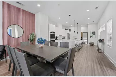 2425 Crossman Avenue, Dallas, TX 75212 - Photo 12