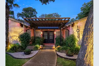 1019 Springbrook Drive, Plano, TX 75075 - Photo 2