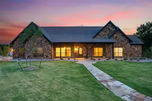 657 Silver Spur Dr, Weatherford, TX 76087 - Photo 1