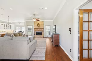 909 Morton Hill Ln, Haslet, TX 76052 - Photo 2