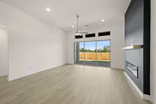 1915 Silvercreek Ln, Cedar Hill, TX 75104 - Photo 16