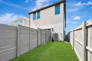 1614 Roundup Wy, Argyle, TX 76226 - Photo 2