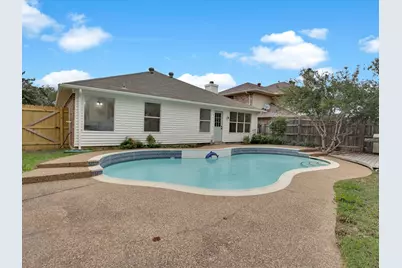 1013 Grand Central Parkway, Saginaw, TX 76131 - Photo 22