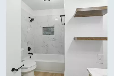 1013 Grand Central Parkway, Saginaw, TX 76131 - Photo 12