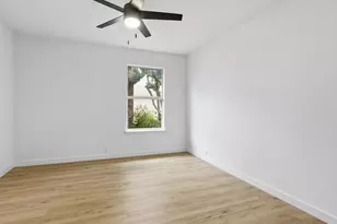 1013 Grand Central Pkwy, Saginaw, TX 76131 - Photo 14