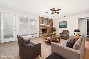 586 Abilene Dr, Lewisville, TX 75067 - Photo 4