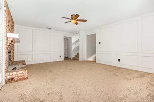 586 Abilene Dr, Lewisville, TX 75067 - Photo 6