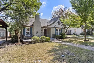 2205 Stanley Avenue, Fort Worth, TX 76110 - Photo 2