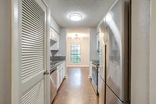 1206 Riverchase Ln, Arlington, TX 76011 - Photo 4