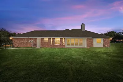 601 Christina Drive, Robinson, TX 76706 - Photo 2