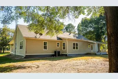 213 County Road 2320, Telephone, TX 75488 - Photo 38