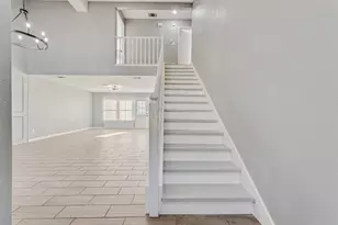 6415 Brownlee Ln, Arlington, TX 76018 - Photo 4