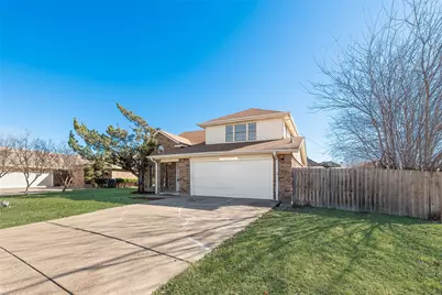 6415 Brownlee Lane, Arlington, TX 76018 - Photo 2