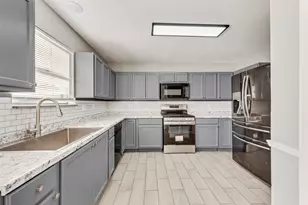 6415 Brownlee Ln, Arlington, TX 76018 - Photo 10