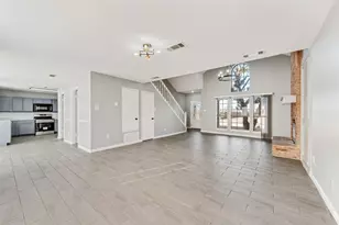 6415 Brownlee Ln, Arlington, TX 76018 - Photo 6