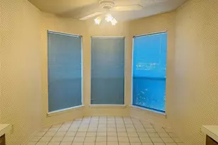 2621 Ozark Dr, Grand Prairie, TX 75052 - Photo 12