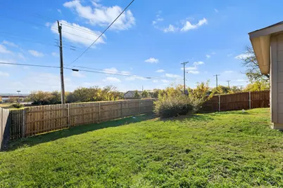 5829 Farnsworth Avenue, Fort Worth, TX 76107 - Photo 32