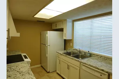 2051 Embassy Way, Carrollton, TX 75006 - Photo 6