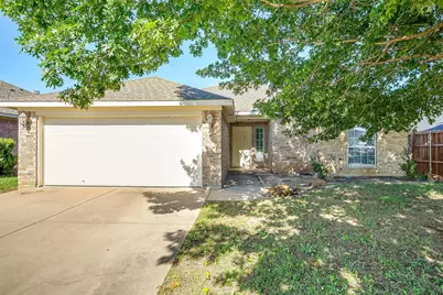 543 Thistle Meade Circle, Burleson, TX 76028 - Photo 4