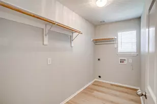 543 Thistle Meade Cir, Burleson, TX 76028 - Photo 16