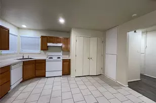 121 Cambridge Dr, Saginaw, TX 76179 - Photo 8